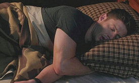 “Бьёт” по сердцу, мозгу и потенции: чем опасен храп, и когда пора обратиться к врачу?