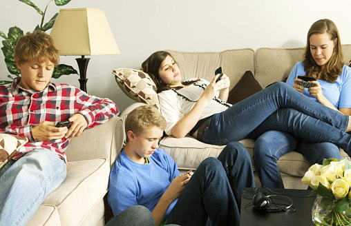 В Беларуси не планируют ограничивать доступ детей к социальным сетям