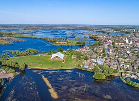 Сколько еще продержится “море Геродота”, и что может предложить туристам Припять после этого?