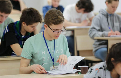 До 390 рублей: части белорусских студентов повысят стипендии. Лукашенко подписал указ – что в нем еще?