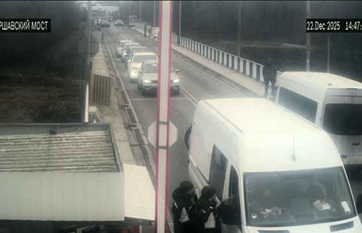 До 48 часов ожидания: на границе Беларуси и Польши образовались длинные очереди