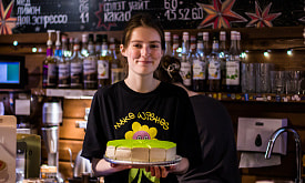 Кризис не обошел и минскую кофейню. Владелец Wake Up Coffee - о главной проблеме в своем бизнесе