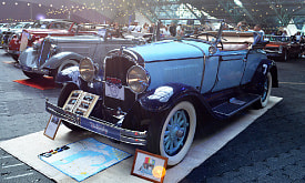 Vintage Day 2025: атмосферная автовыставка вновь порадовала автолюбителей уникальными машинами