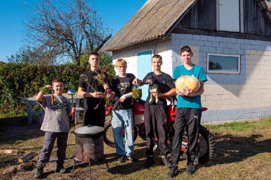 подростки из Светлогорска