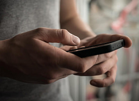 Белорус отправил девушке обычное видео и лишился более 8500 рублей. Что произошло?