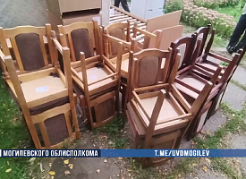 Проректор и бухгалтер “в сговоре с кастеляншей” украли у студентов стулья и кровати на сумму более 43 тысяч рублей