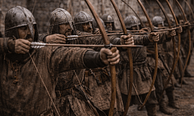 Помогали держать дистанцию? Для чего войску нужны лучники, и чем боевой лук отличается от охотничьего