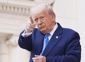 Трамп пригрозил вмешательством США в случае силового разгона протестов в Иране