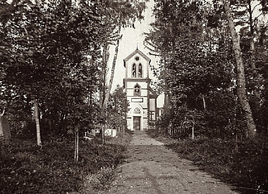 Пережило войны, советский атеизм и попытку сноса ради дороги: история самого старого кладбища Минска