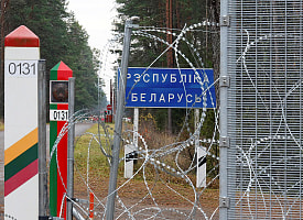 Литва рассчитывает вернуть около 500 грузовиков, застрявших на белорусском КПП “Бенякони”