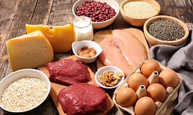 Все есть в ближайшем продуктовом: “добираем” белок без батончиков и спортпита