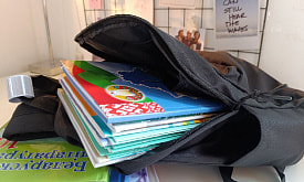 10 кг учебников, ссобойка, форма: взвесили портфели школьников и спросили у ортопеда, нормально ли носить такой вес 