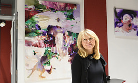 “Живопись – это джаз”. Художница Наталья Залозная рассказала, как создаются картины 