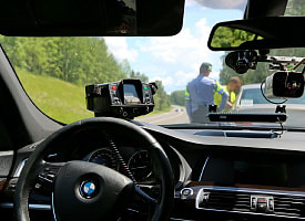 Штраф на 900 рублей. ГАИ показала “опасный манёвр”, за который лишила белоруса прав на полгода