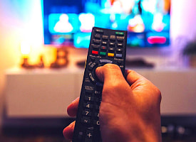 В Беларуси с 12 января запустили новый телеканал. Что показывают?