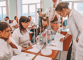 В медуниверситетах Беларуси исчезнут платные места? Узнали, что известно