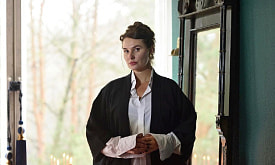 Один наряд может весить до 1,5 кг. Девушка ищет винтажные кимоно и внедряет их в современный гардероб