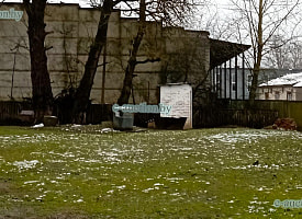 Налетай! На Витебщине выставили на продажу деревенский туалет – сколько просят