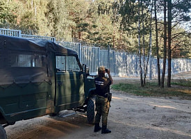 Польша начала строить второй забор на границе с Беларусью