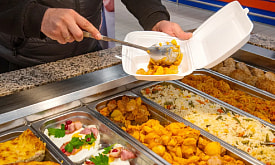 “Ее готовят из просрочки”. 7 мифов о готовой еде, в которые пора перестать верить