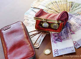 Задержали зарплату. Можно ли в Беларуси требовать компенсацию морального вреда?