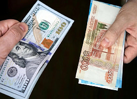 Российский рубль взмыл до максимума боле чем за 3 года, доллар резко упал – что с евро по итогам торгов 27 мая в Беларуси?