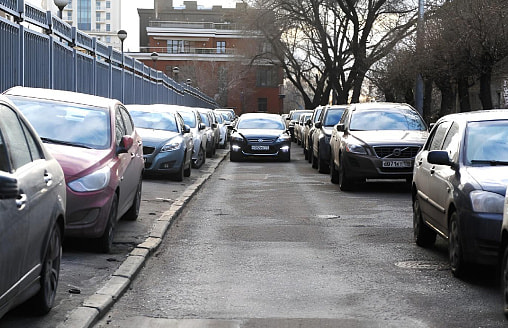 ГАИ предупредила белорусов о “фатальном” препятствии на дорогах и призвала “незамедлительно” звонить в 115