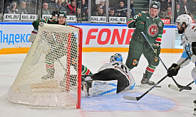 Энас-зверь и много неопределенности. Минское “Динамо” подвело итоги сезона в КХЛ