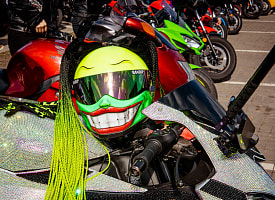 Мотосезон-2026 открыли в Минске: тысячи байкеров проехали колонной по центру – большой фоторепортаж