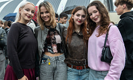 “Мечтаю взять интервью у нашего президента”. Чем живут и чего хотят зумеры