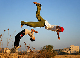 От парижского двора до мирового движения: как и почему паркур стал новой городской свободой
