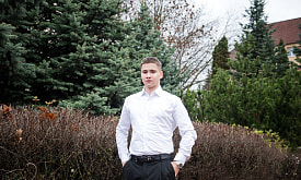 Большие доходы или большие проблемы? Парень, который “дает в долг”, рассказал о своем опыте