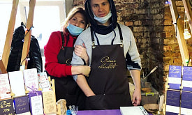 “Мы работаем с какао-бобами, которых осталось всего 5% в мире”. В маленькой мастерской белорусы создают уникальный шоколад