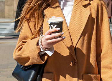 “За год на латте потратила 3000 рублей!” История минчанки, которая перестала покупать кофе навынос