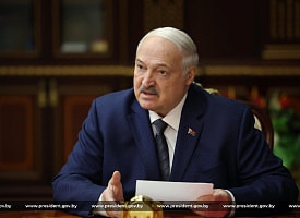 Лукашенко похвалил Пугачёву и рассказал, почему она молодец