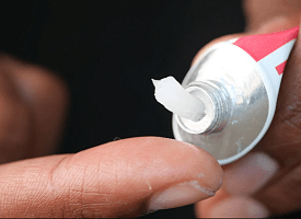 Прорыв в лечении ран: новая повязка ускоряет заживление и стимулирует рост сосудов