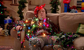 Новогодние гирлянды могут “перегрузить” нервную систему. Почему так происходит и что с этим делать?