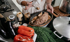 Что должна уметь ваша духовка? Рассказываем, как выбрать “начинку”, чтобы не пожалеть о покупке через месяц