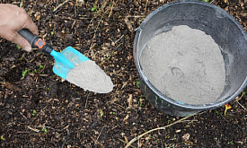 Зола после печки – золото или вред?