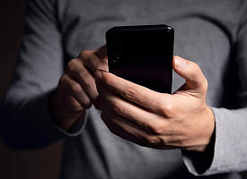 МВД разослало белорусам SMS с просьбой “позвонить родственникам”. Что происходит?