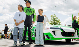 “Жена – лучший друг, от которого мне нечего скрывать”. Поговорили с пилотом Betera Drift Team о любви и семейных ценностях