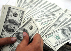 Бежим закупаться, пока не рванул? Доллар в Беларуси снова стал ниже 3 рублей  – итоги торгов 23 марта