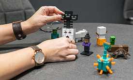 Ребенок “залип” в Minecraft? Психолог объясняет, почему не стоит бить тревогу