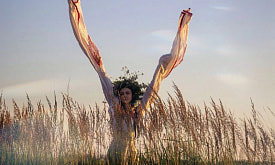 “Калі ты ў вянку, ніякія "таварышы з таго свету" цябе не крануць”. У чым патаемны сэнс самага містычнага свята Беларусі?