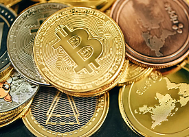 “Это уже настоящее”: зачем Беларуси криптобанки и что они дадут рынку