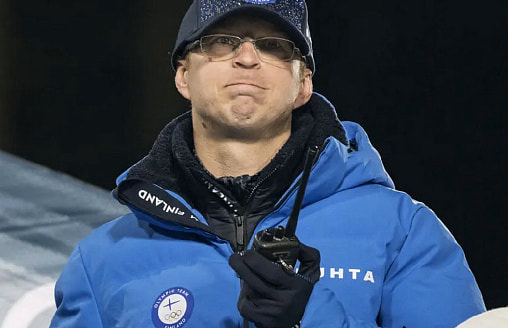 Прыжок не удался: тренер финских “летающих лыжников” вылетел с Олимпиады из-за алкоголя