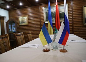 Лукашенко заявил о готовности организовать встречу Путина, Трампа и Зеленского