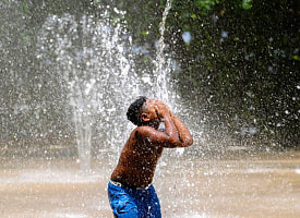 Беларуси грозит новый удар жары до +37°C. Специалисты предупредили об “экстремальном термическом стрессе”