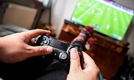 “Плойка” или новые наушники? Что подарить мужчине, чтобы он остался доволен