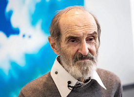 Скончался Эрик Булатов. Его “Слава КПСС” стоила миллионы долларов